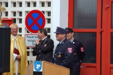 Feuerwehrhaus- und Fahrzeugweihe